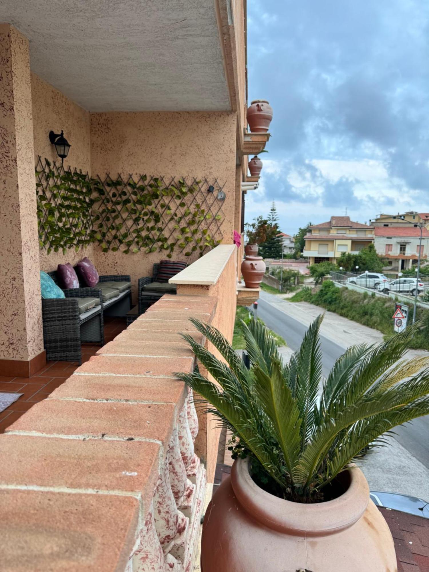Appartamento Vacanza Moch - Viaggiatori Alla Scoperta Della Costa Dei Trabocchi Francavilla Al Mare Exterior photo