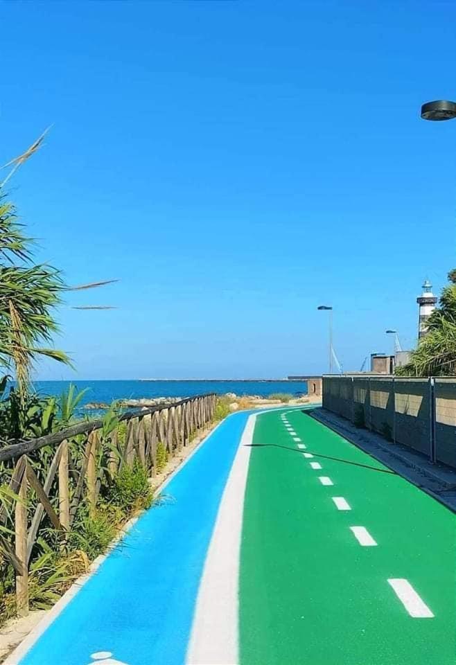 Appartamento Vacanza Moch - Viaggiatori Alla Scoperta Della Costa Dei Trabocchi Francavilla Al Mare Exterior photo